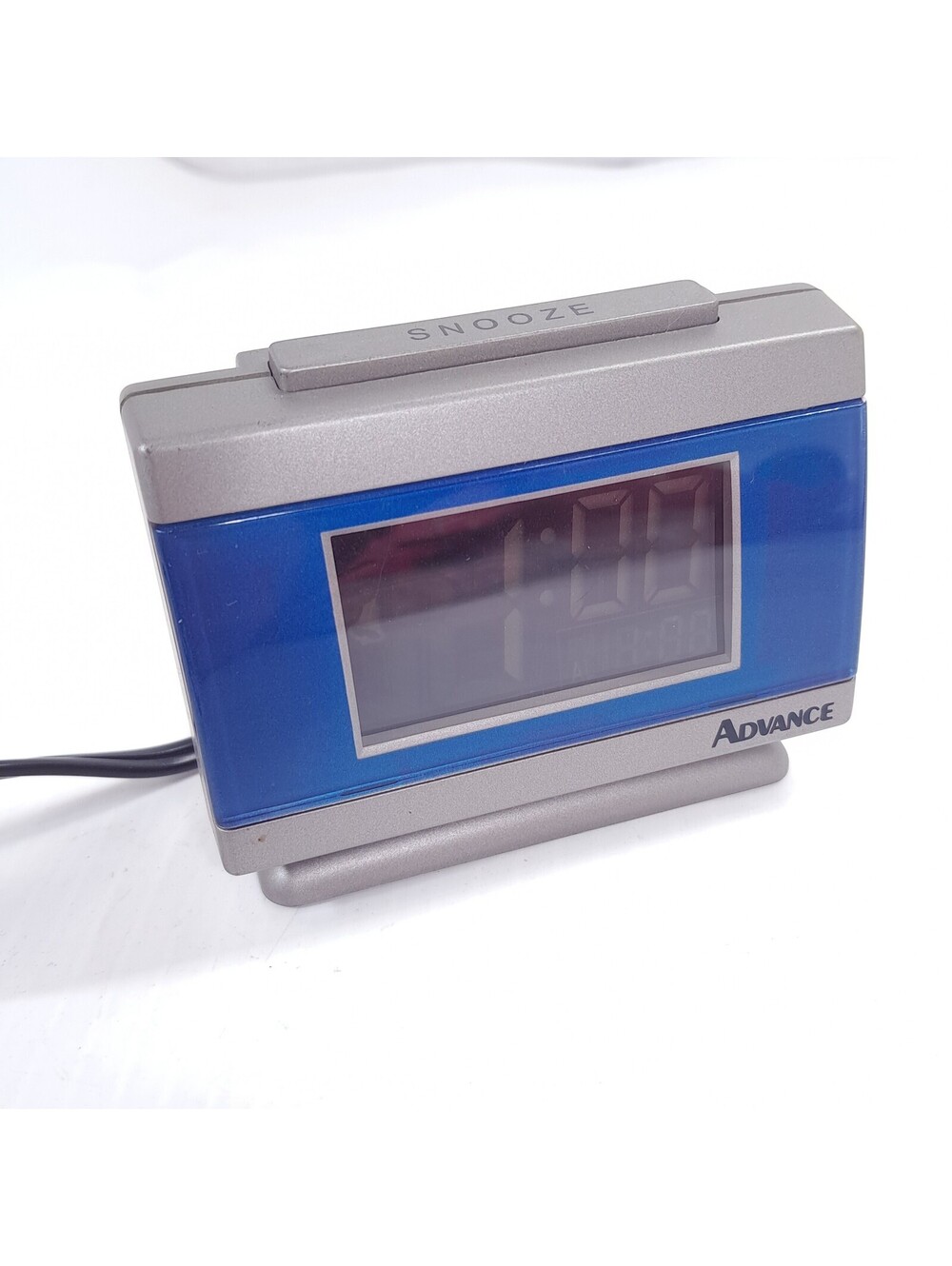 Advance travel alarm clock Model 3103 digital silver blue mini battery electric